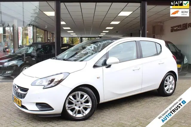 Photo 1 : Opel Corsa 2015 Petrol