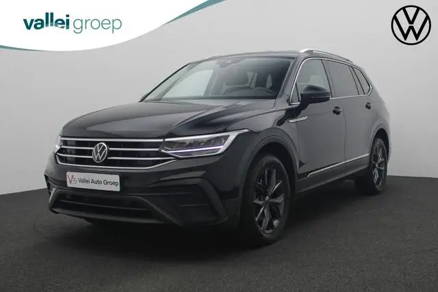 Photo 1 : Volkswagen Tiguan 2023 Petrol