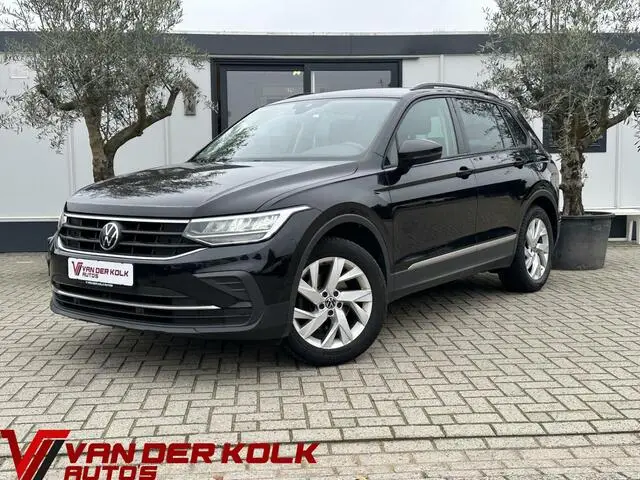 Photo 1 : Volkswagen Tiguan 2021 Petrol