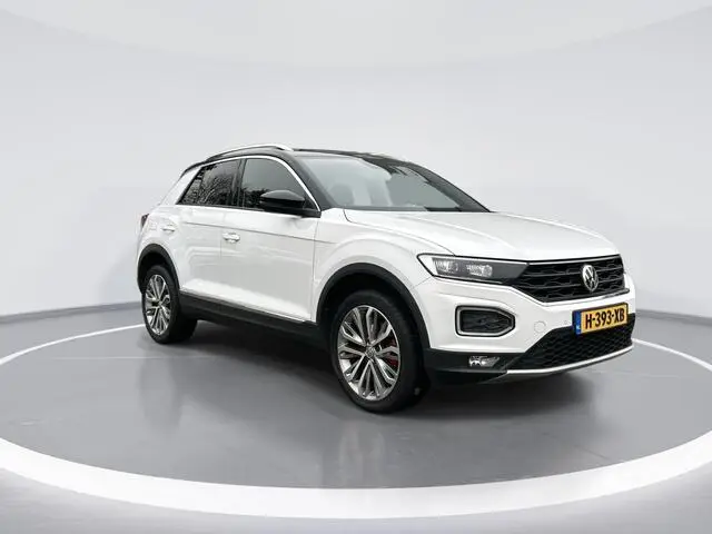 Photo 1 : Volkswagen T-roc 2020 Petrol