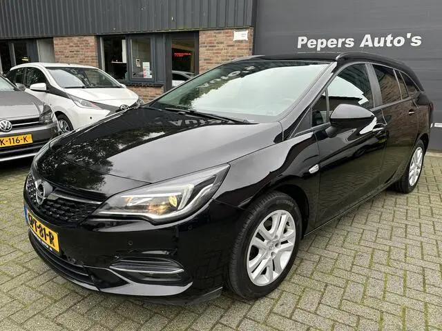 Photo 1 : Opel Astra 2020 Essence