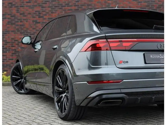 Photo 1 : Audi Q8 2024 Hybride