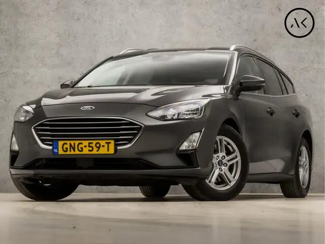 Photo 1 : Ford Focus 2020 Petrol