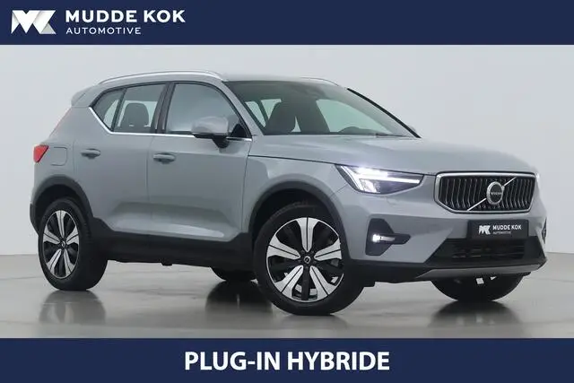 Photo 1 : Volvo Xc40 2023 Hybride