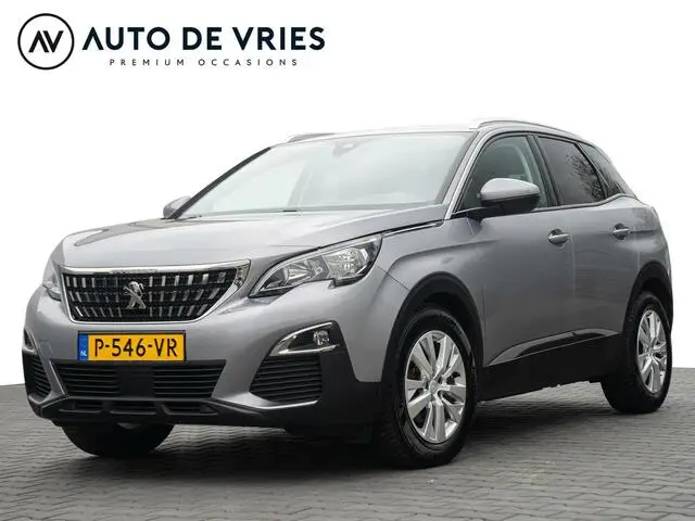 Photo 1 : Peugeot 3008 2018 Petrol