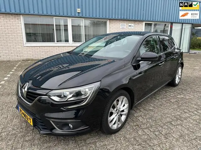 Photo 1 : Renault Megane 2016 Petrol