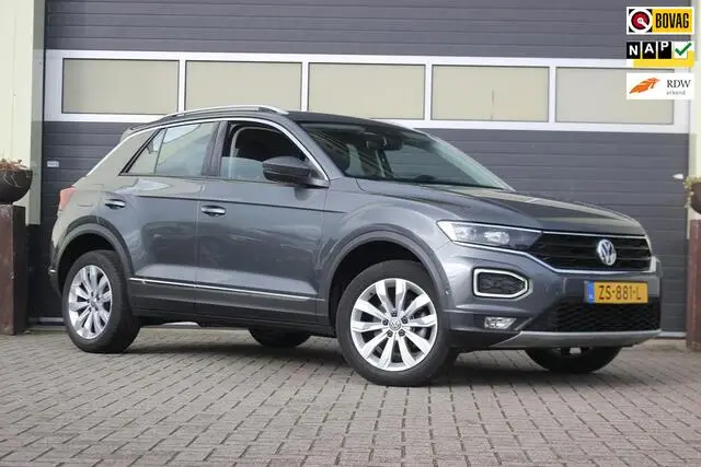 Photo 1 : Volkswagen T-roc 2019 Essence