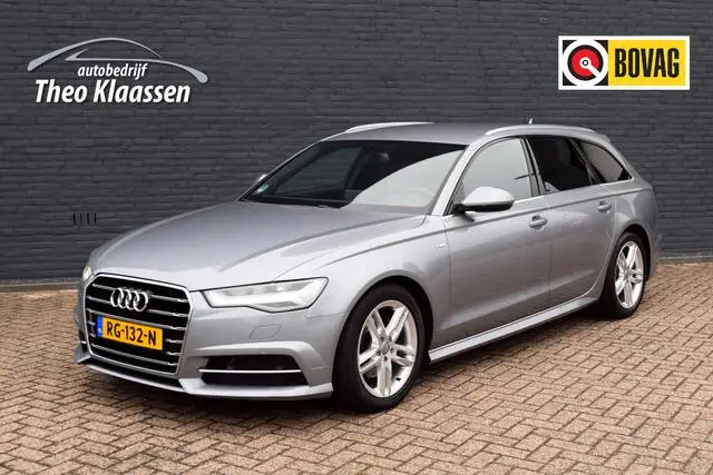 Photo 1 : Audi A6 2017 Petrol