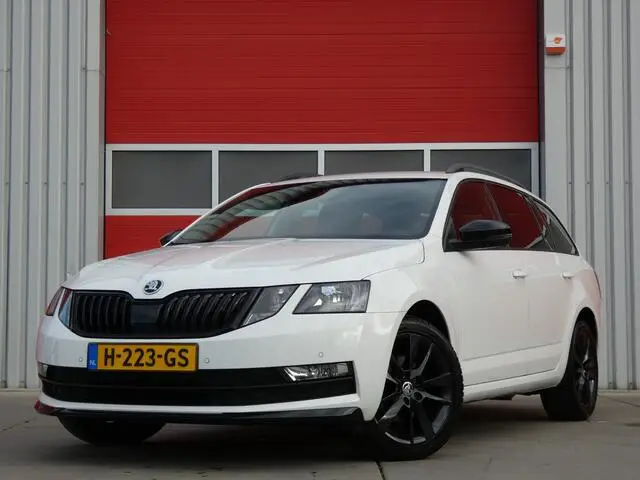 Photo 1 : Skoda Octavia 2020 Essence