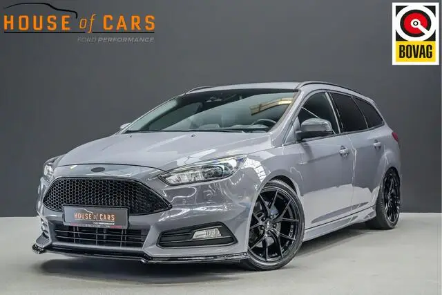 Photo 1 : Ford Focus 2015 Essence