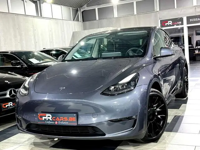 Photo 1 : Tesla Model Y 2022 Électrique