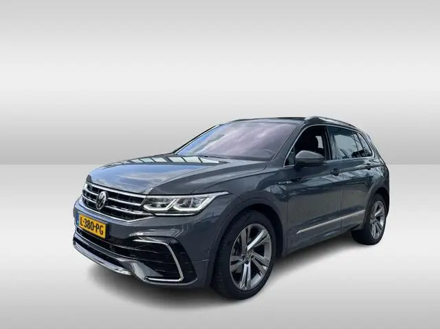 Photo 1 : Volkswagen Tiguan 2021 Petrol