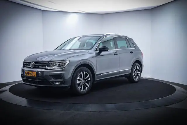 Photo 1 : Volkswagen Tiguan 2020 Essence