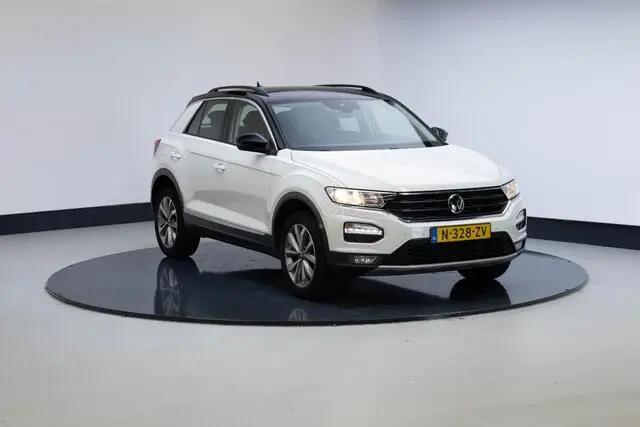 Photo 1 : Volkswagen T-roc 2020 Essence