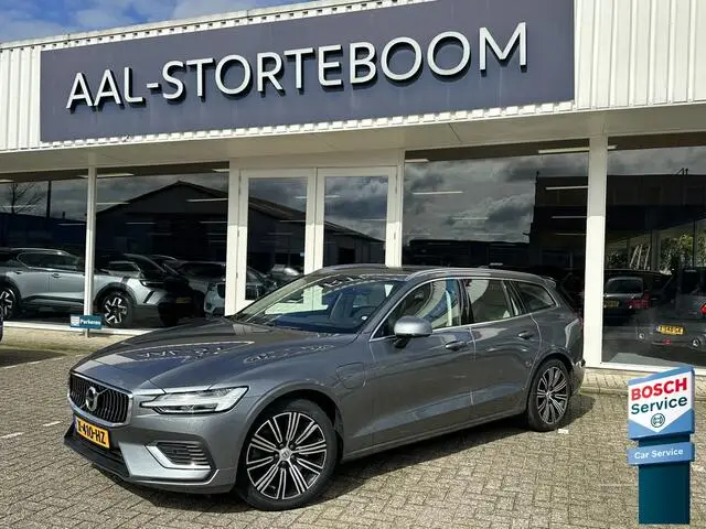 Photo 1 : Volvo V60 2019 Hybrid