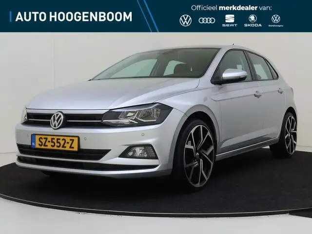 Photo 1 : Volkswagen Polo 2018 Petrol