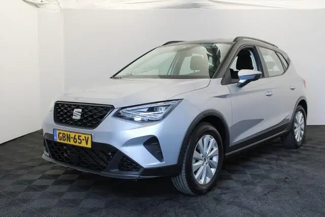 Photo 1 : Seat Arona 2023 Petrol