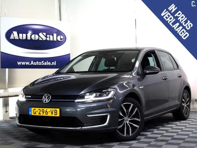 Photo 1 : Volkswagen Golf 2019 Electric