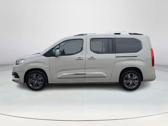 Photo 1 : Toyota Proace 2021 Petrol