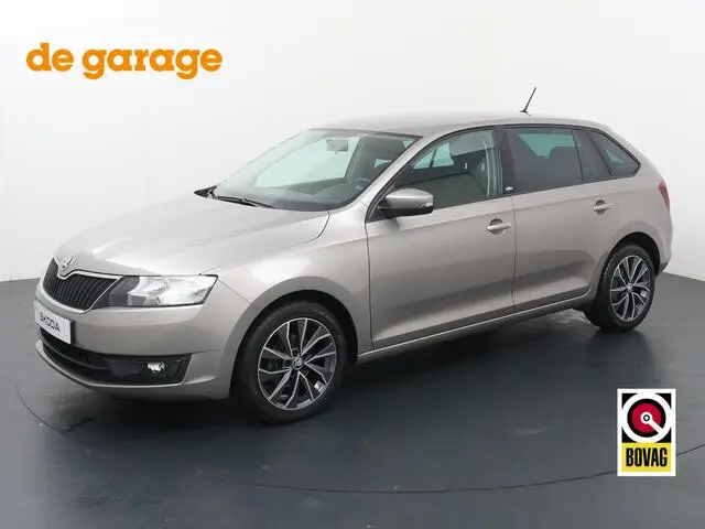 Photo 1 : Skoda Rapid 2016 Petrol