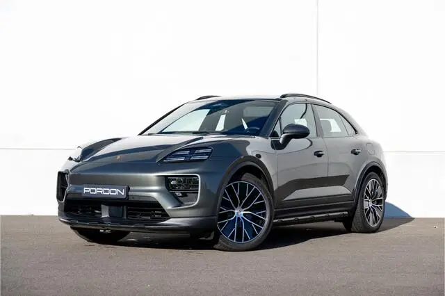 Photo 1 : Porsche Macan 2024 Electric