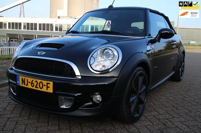 Photo 1 : Mini Cooper 2015 Petrol