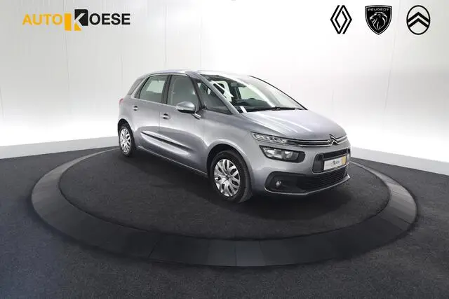 Photo 1 : Citroen C4 2018 Essence