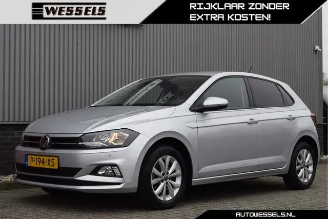 Photo 1 : Volkswagen Polo 2021 Essence