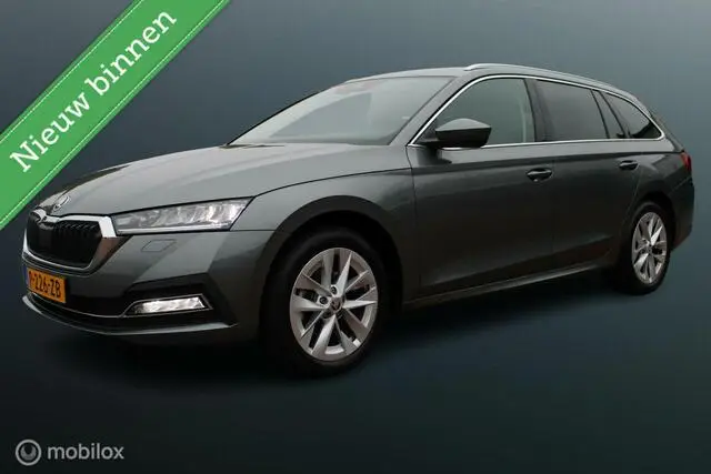 Photo 1 : Skoda Octavia 2022 Essence