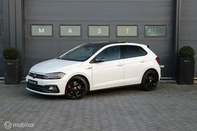 Photo 1 : Volkswagen Polo 2019 Essence