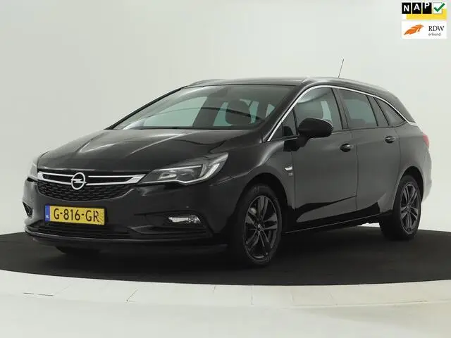 Photo 1 : Opel Astra 2019 Essence