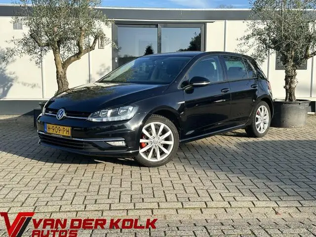 Photo 1 : Volkswagen Golf 2017 Essence