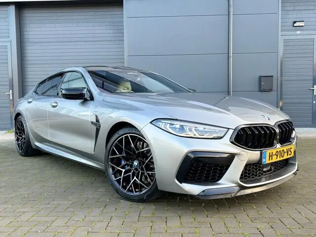 Photo 1 : Bmw M8 2019 Essence