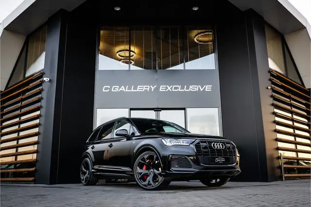 Photo 1 : Audi Q7 2020 Hybride