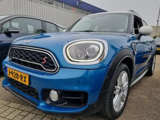 Photo 1 : Mini Countryman 2017 Essence