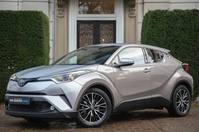 Photo 1 : Toyota C-hr 2019 Hybride