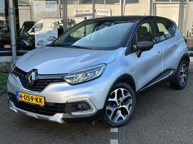 Photo 1 : Renault Captur 2017 Essence