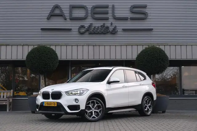 Photo 1 : Bmw X1 2019 Essence