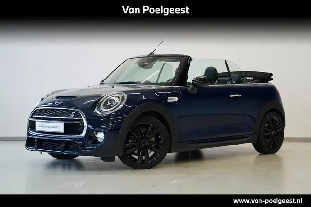 Photo 1 : Mini Cooper 2018 Petrol