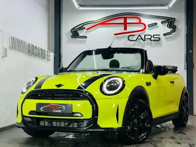 Photo 1 : Mini Cabrio 2022 Essence