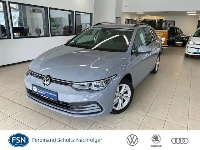 Photo 1 : Volkswagen Golf 2021 Petrol