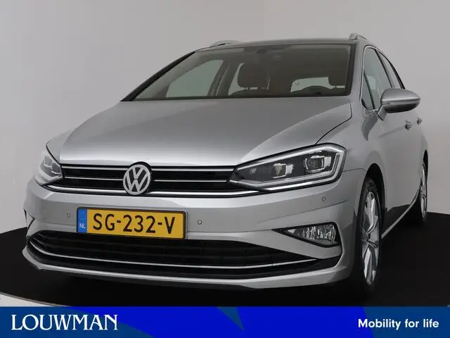 Photo 1 : Volkswagen Golf 2018 Petrol