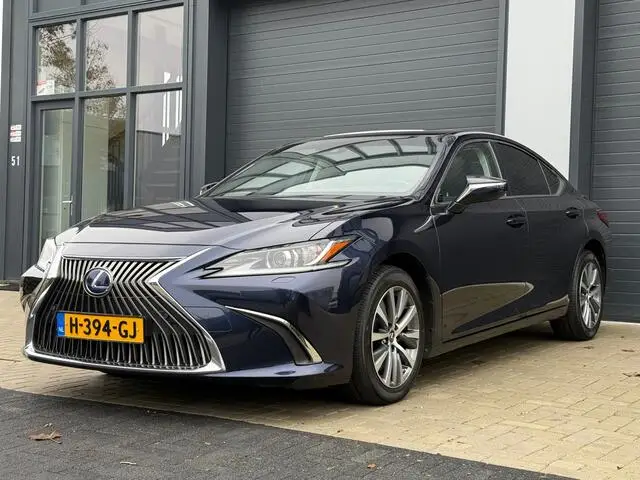 Photo 1 : Lexus Es 2020 Hybride