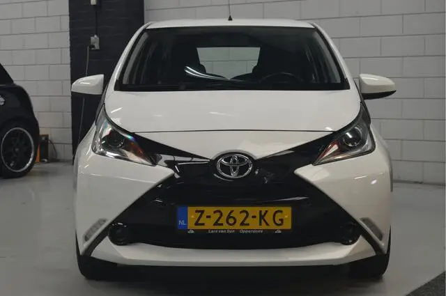 Photo 1 : Toyota Aygo 2016 Essence