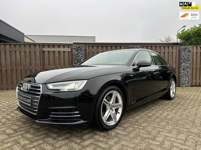 Photo 1 : Audi A4 2016 Petrol