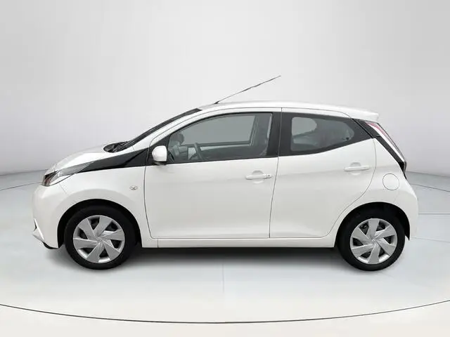 Photo 1 : Toyota Aygo 2016 Petrol