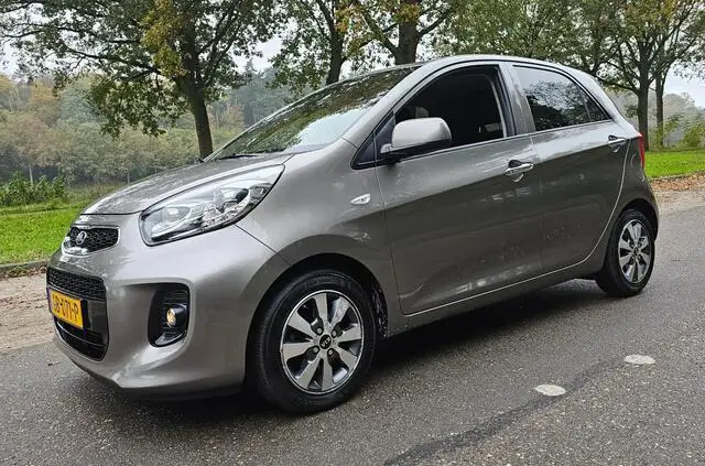 Photo 1 : Kia Picanto 2015 Petrol