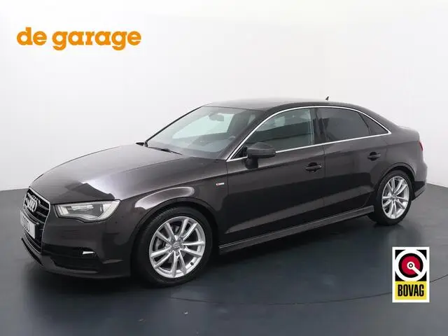 Photo 1 : Audi A3 2016 Petrol