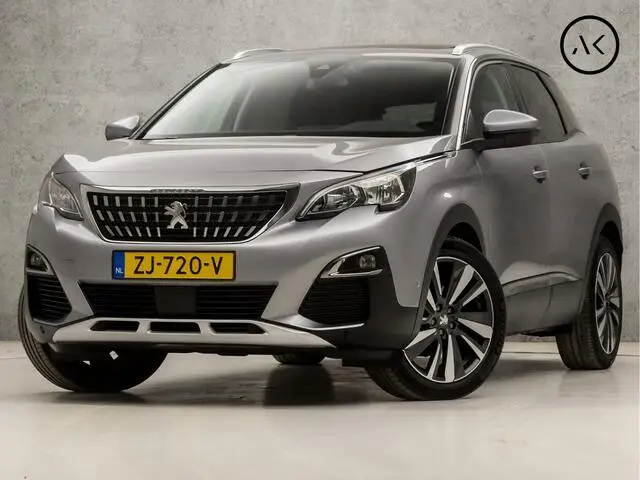 Photo 1 : Peugeot 3008 2019 Essence