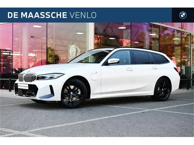 Photo 1 : Bmw Serie 3 2024 Hybrid